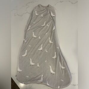 Gunamuna sleepsack. Newborn to 3 months. Like new condition.